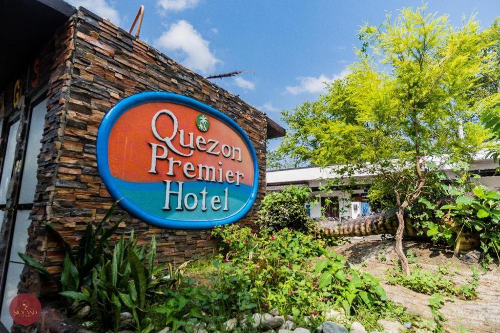 Quezon Premier Hotel - Candelaria Candelaria  Exterior photo